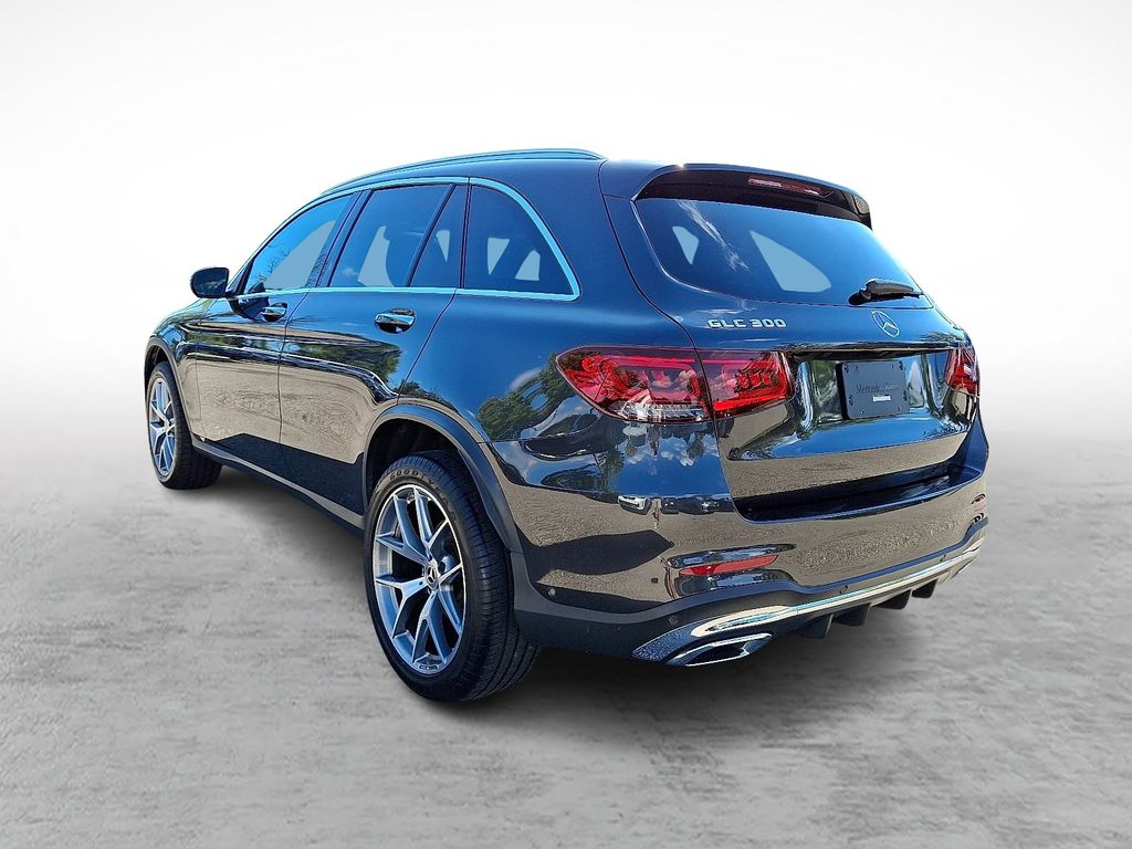 2022 Mercedes Benz GLC 300 4MATIC photo 3