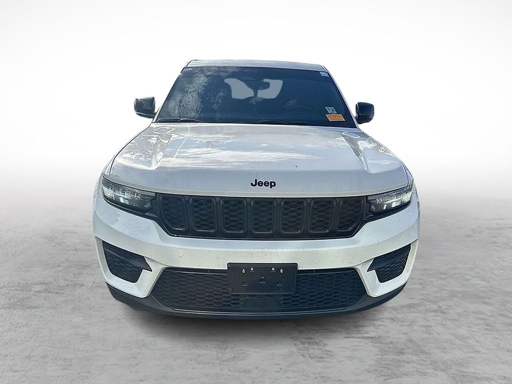 2025 Jeep Grand Cherokee Altitude X photo 2