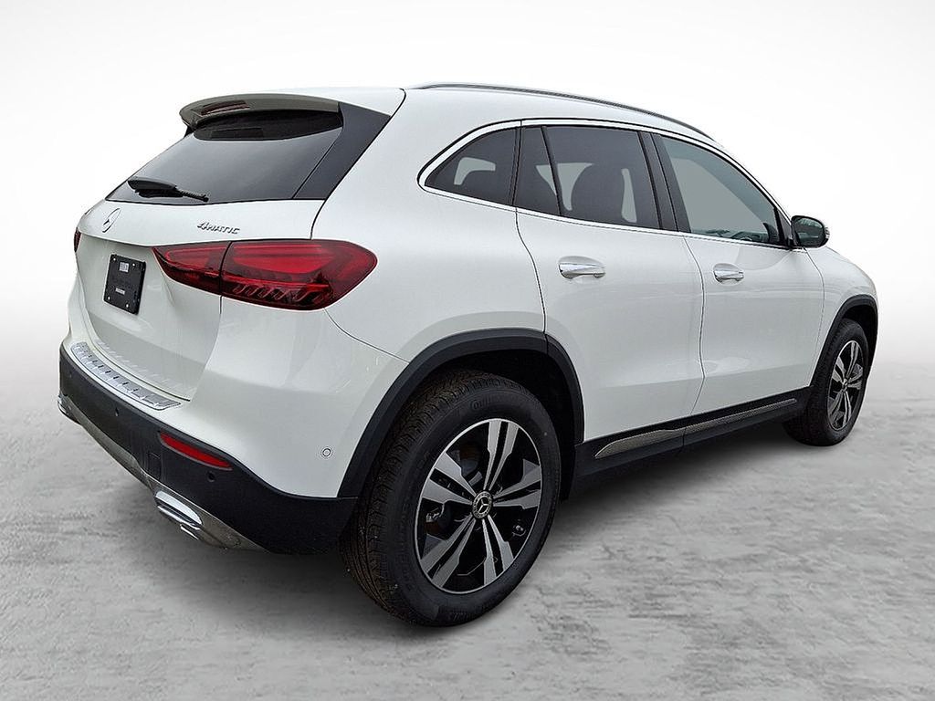 2025 Mercedes Benz GLA 250 4MATIC photo 4