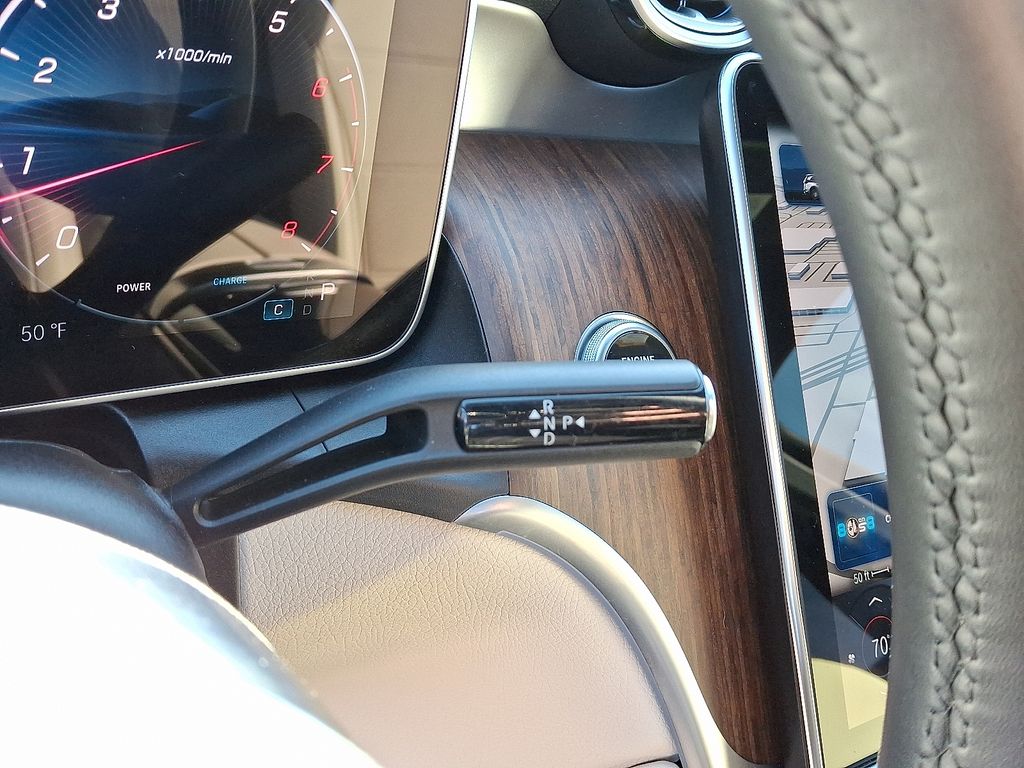 2025 Mercedes-Benz GLC Base - Photo 16