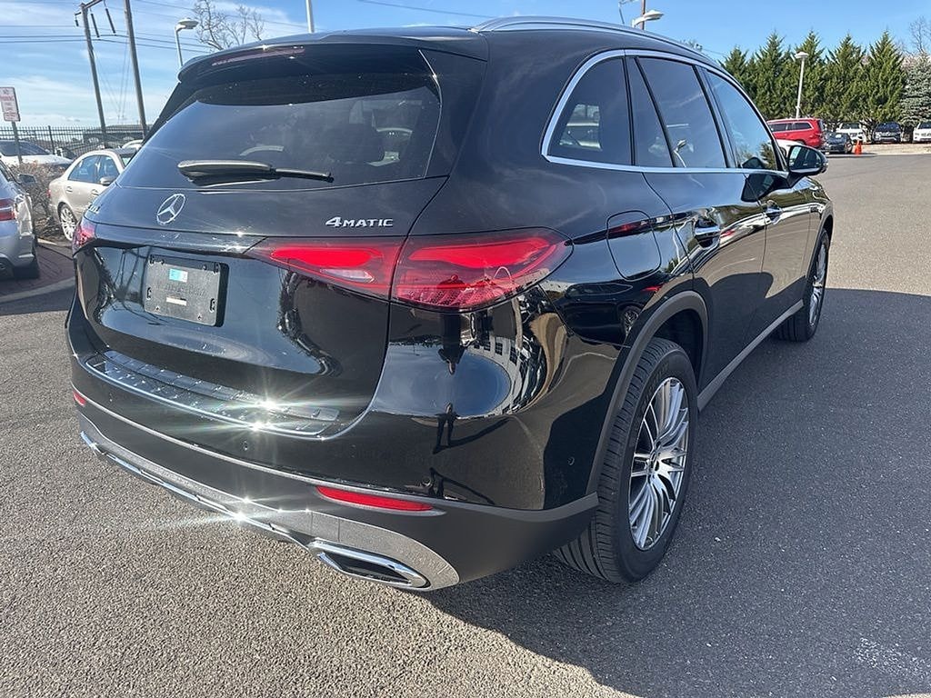 Used 2025 Mercedes-Benz GLC 300 4MATIC SUV