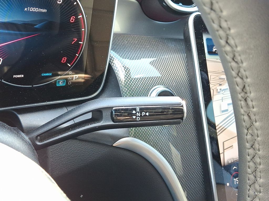 2025 Mercedes-Benz GLC Base - Photo 15