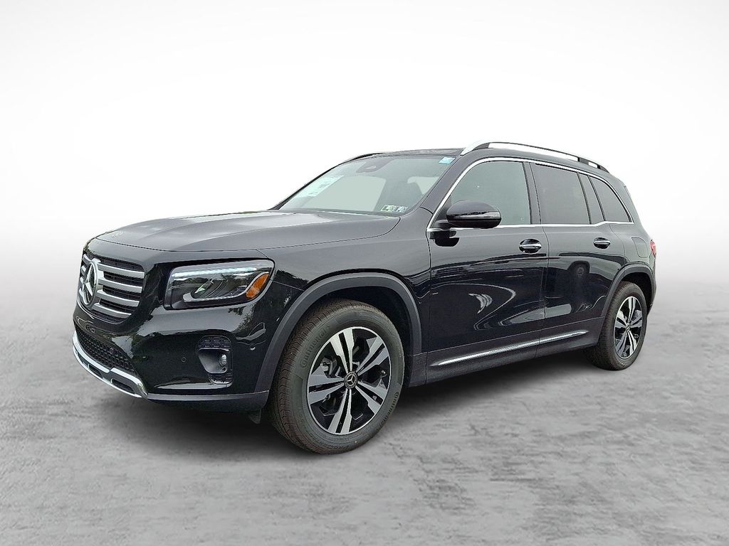 2026 Mercedes Benz GLB 250 4MATIC photo 2