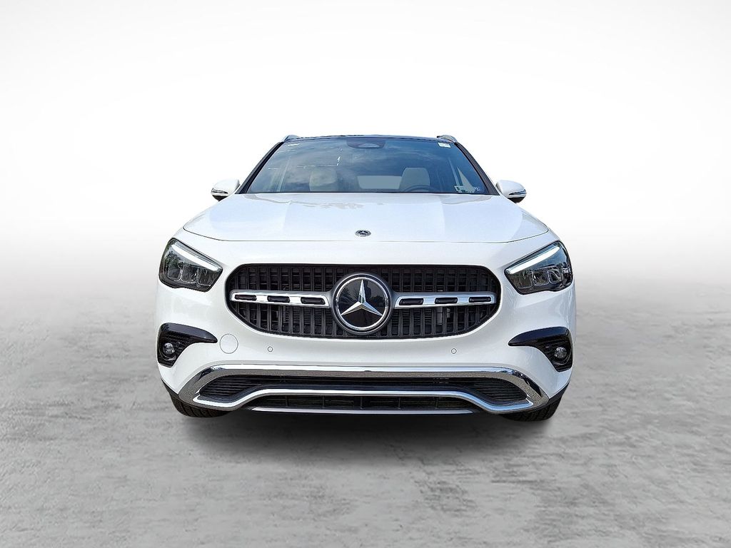 2025 Mercedes Benz GLA 250 4MATIC photo 2