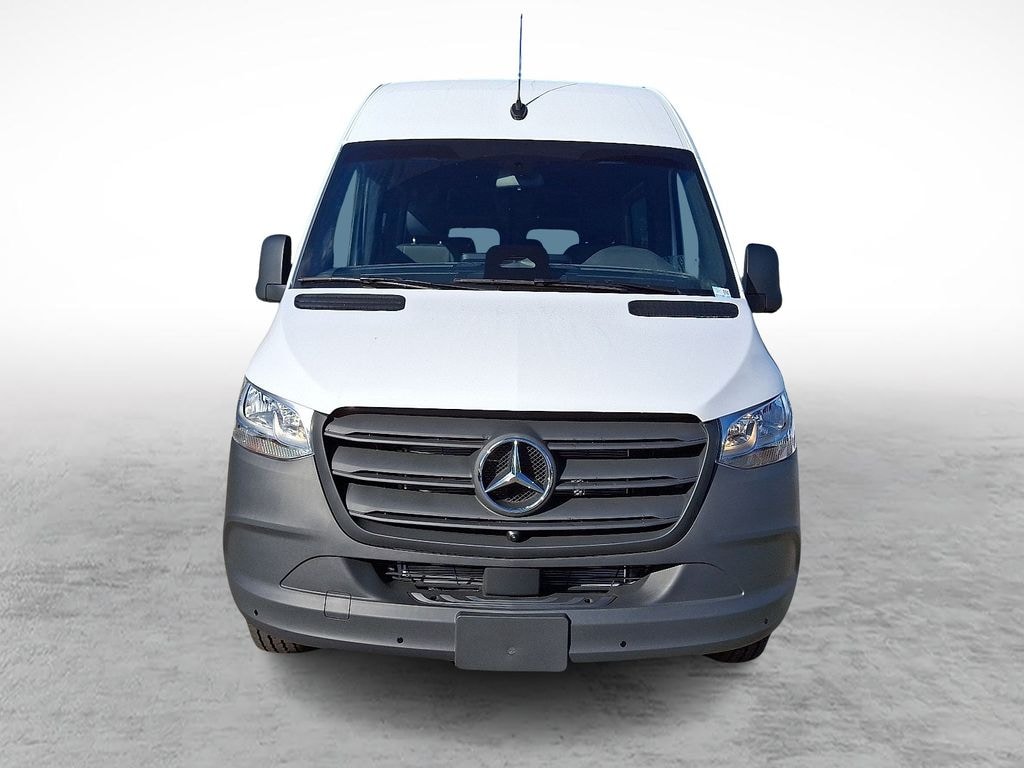 New 2025 Mercedes-Benz Sprinter 2500 Standard Roof 4-Cyl Diesel HO Van Crew Van