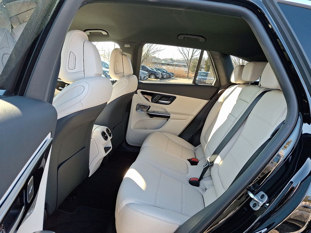 2025 Mercedes-Benz GLC Base - Photo 12