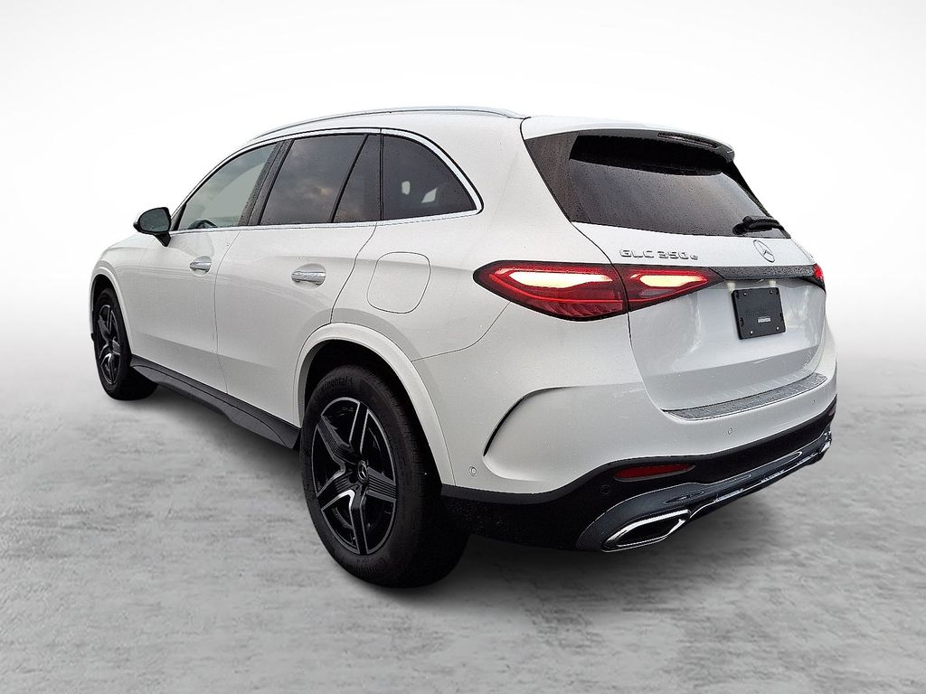 2026 Mercedes Benz GLC 350e 4MATIC photo 4