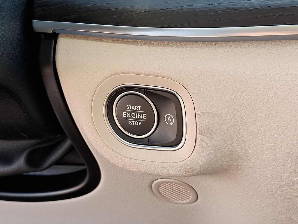 2026 Mercedes-Benz GLS Base - Photo 23