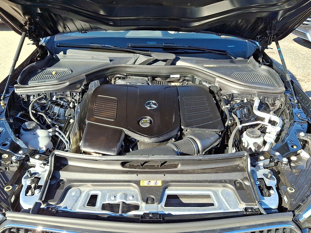 2025 Mercedes-Benz GLC Base - Photo 27