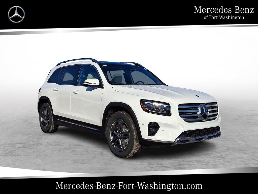 2026 Mercedes-Benz GLB GLB 250 4MATIC's photo