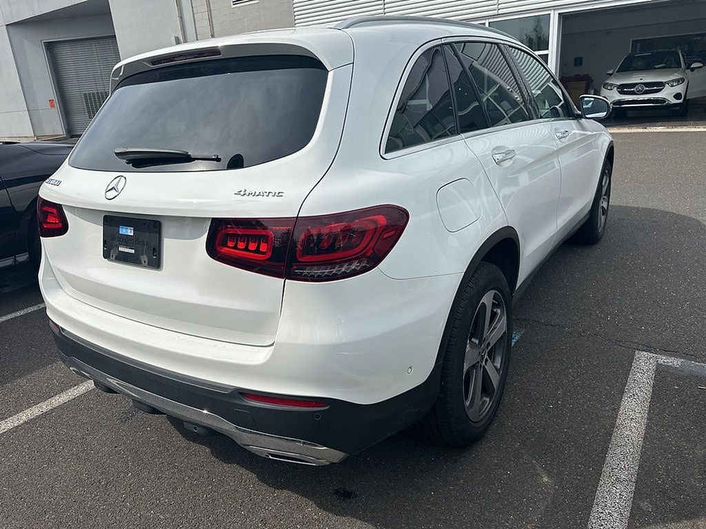 2022 Mercedes Benz GLC 300 4MATIC photo 4