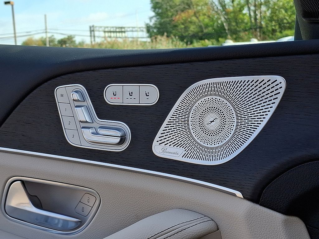2026 Mercedes-Benz GLS Base - Photo 21