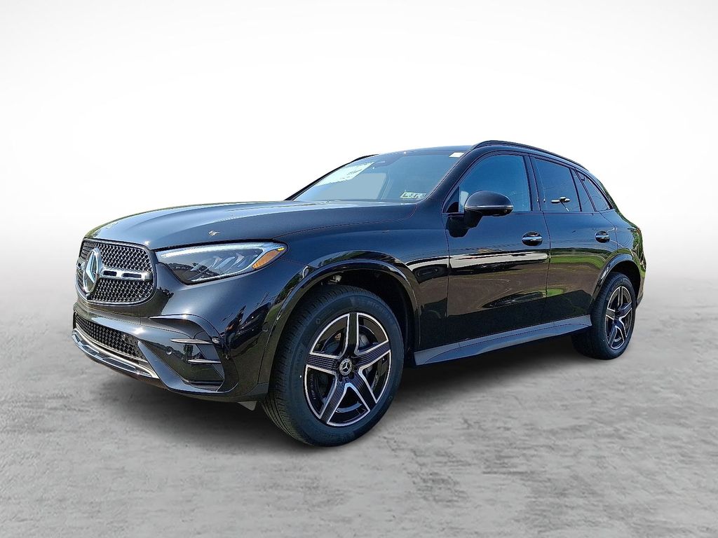 2025 Mercedes Benz GLC 300 4MATIC photo 3