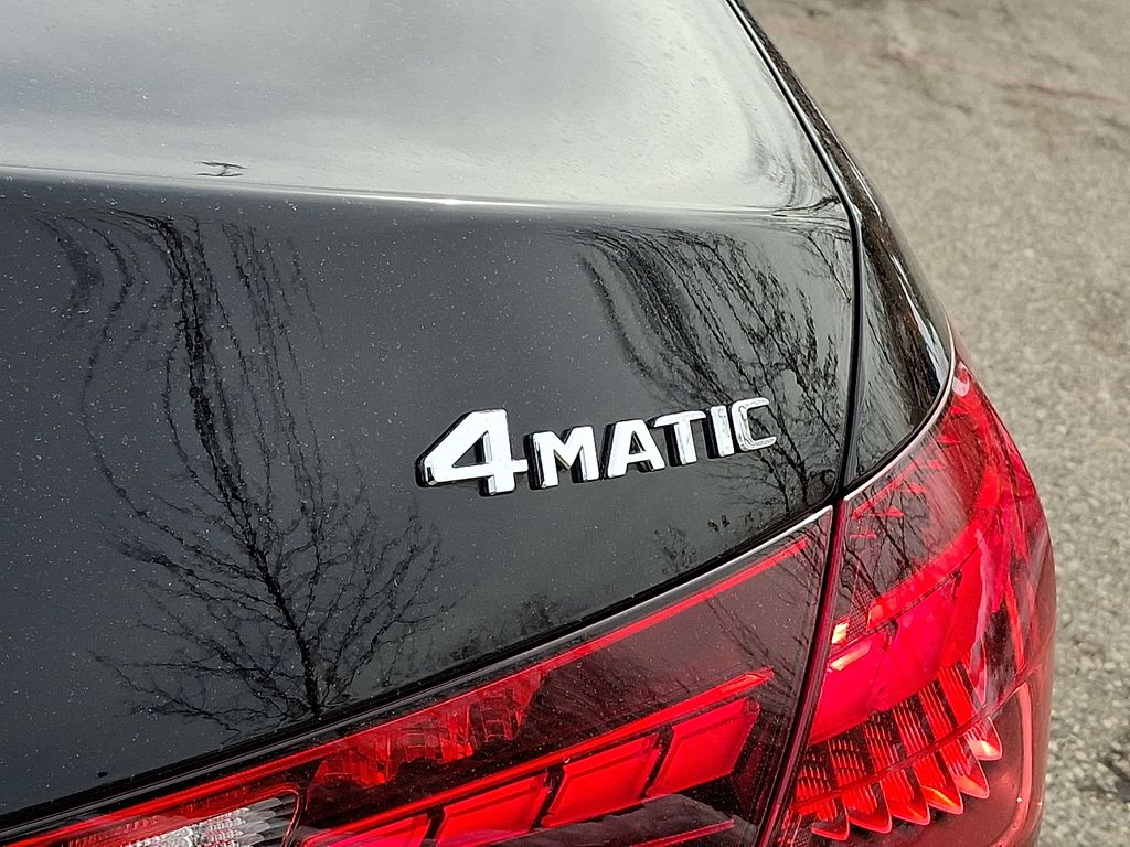 2025 Mercedes-Benz C-Class Sedan C 300 - Photo 30