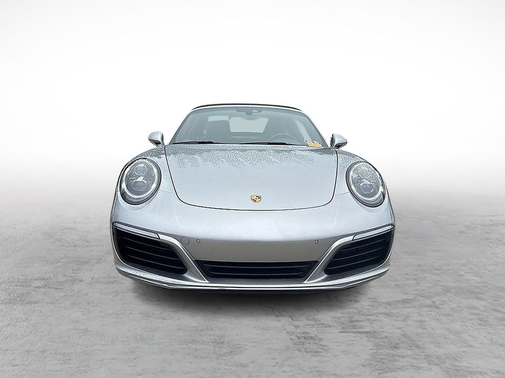 2019 Porsche 911 Targa 4 GTS photo 2
