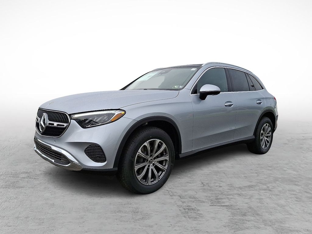 2025 Mercedes Benz GLC 300 4MATIC photo 3