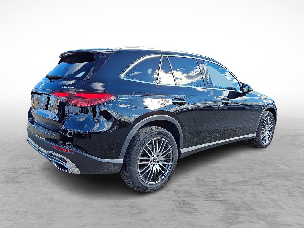2025 Mercedes-Benz GLC Base - Photo 6