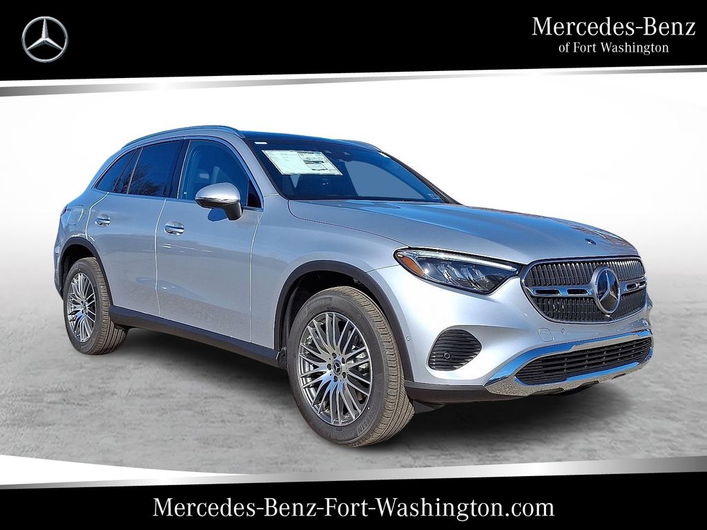 2026 Mercedes-Benz GLC Base's photo