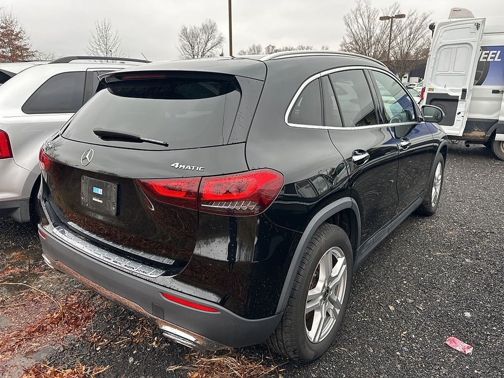 2023 Mercedes Benz GLA 250 4MATIC photo 4