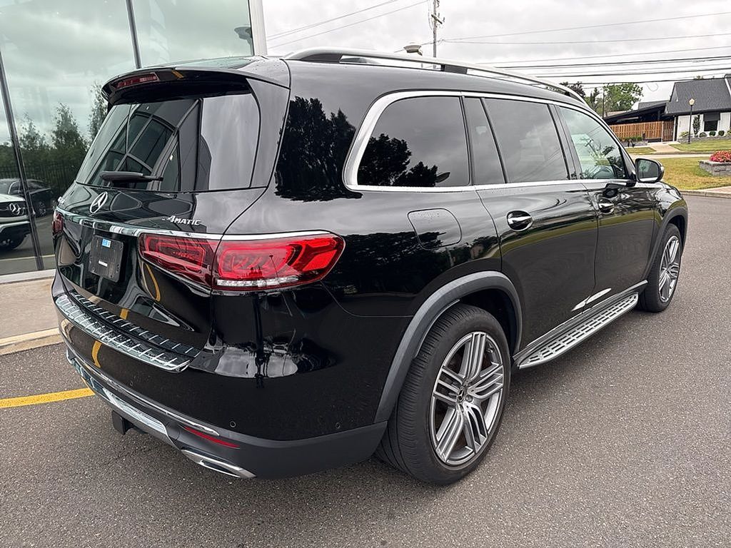 2022 Mercedes Benz GLS 450 4MATIC photo 4