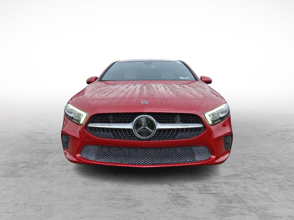 2021 Mercedes Benz A 220 photo 2