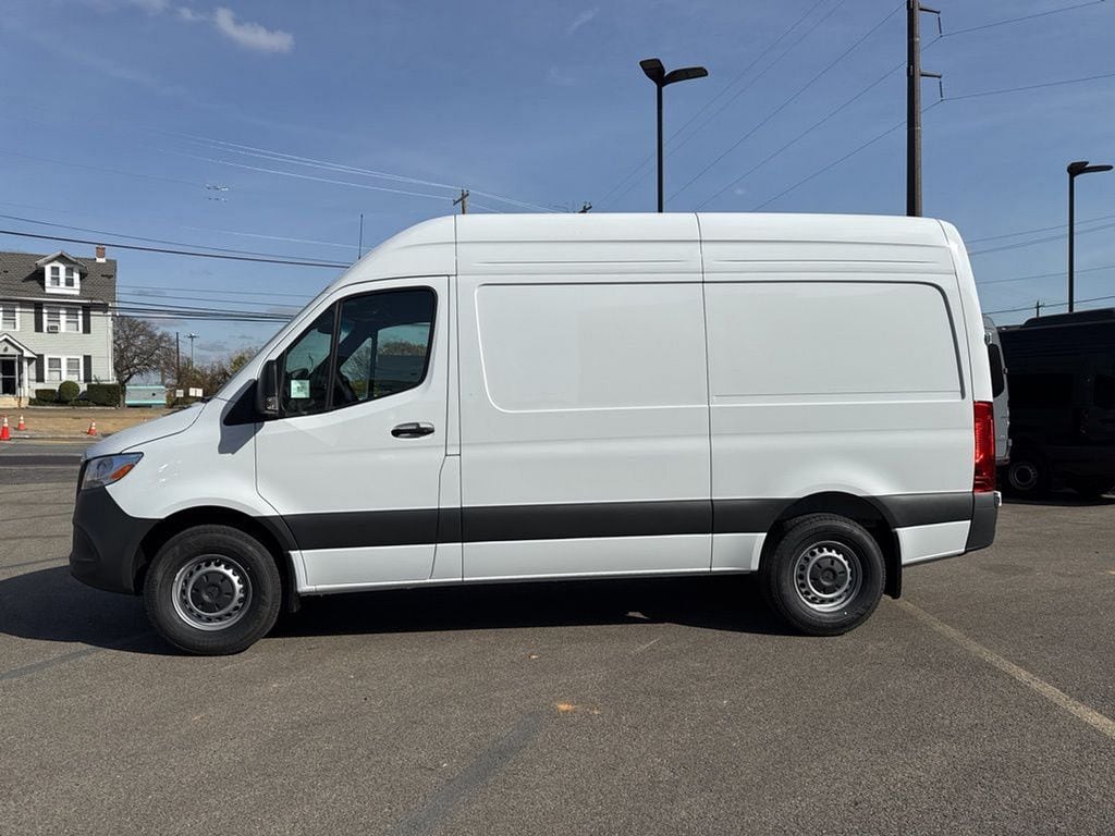 New 2025 Mercedes-Benz Sprinter 2500 Standard Roof 4-Cyl Diesel HO Van Cargo Van
