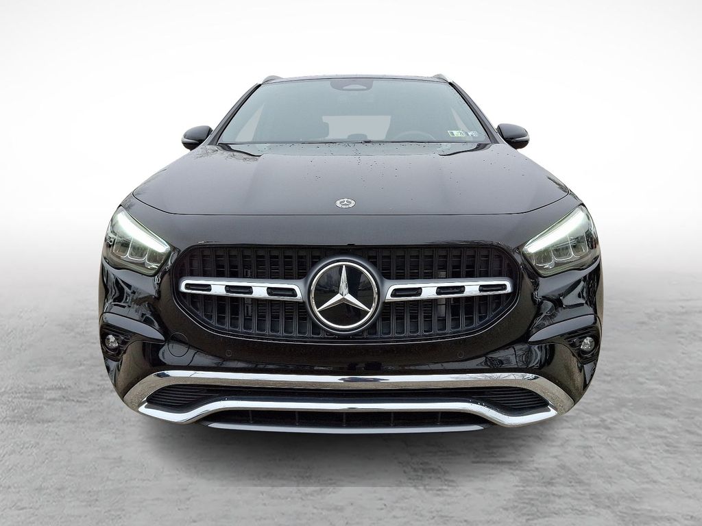 2025 Mercedes Benz GLA 250 4MATIC photo 2