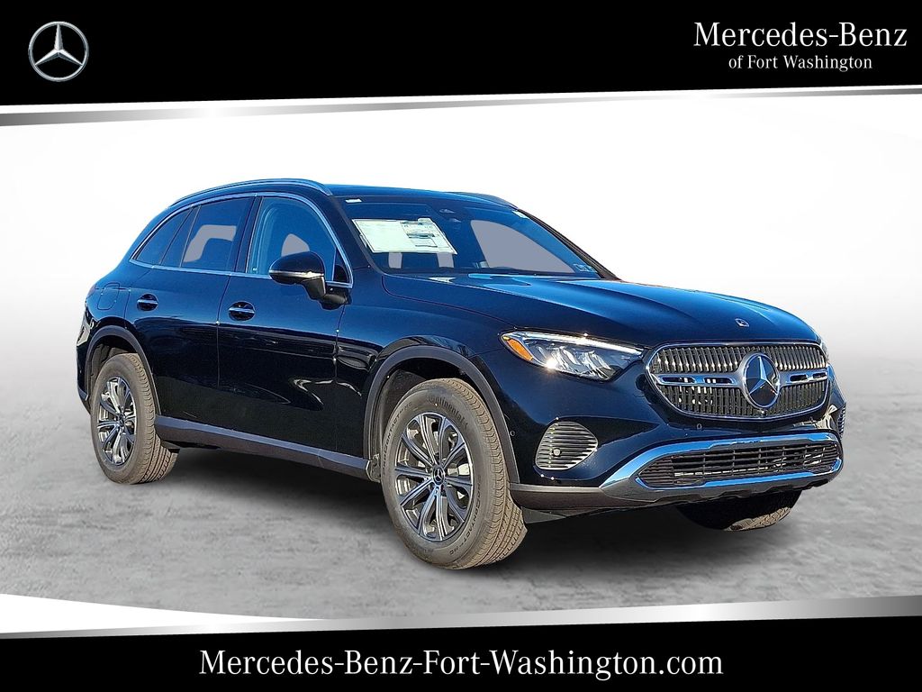 2026 Mercedes-Benz GLC Base's photo