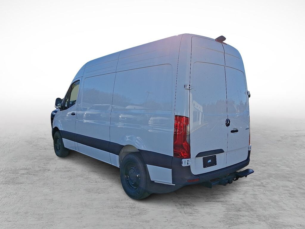 New 2026 Mercedes-Benz Sprinter 2500 Standard Roof 4-Cyl Diesel HO Van Cargo Van