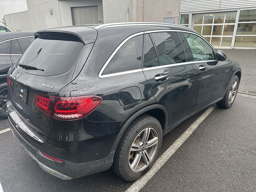2022 Mercedes Benz GLC 300 4MATIC photo 4
