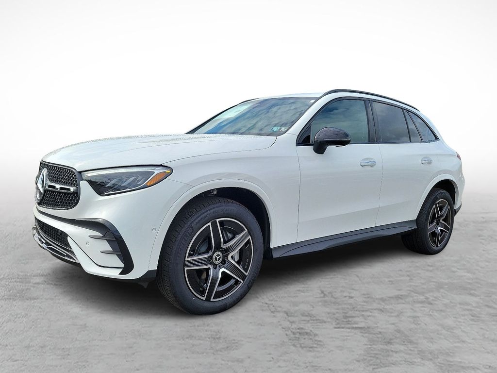 2025 Mercedes Benz GLC 300 4MATIC photo 3