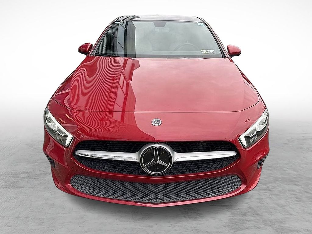 2021 Mercedes Benz A 220 photo 2