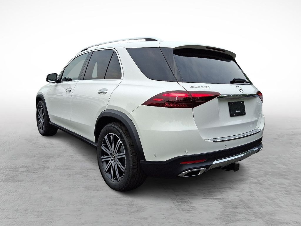 2026 Mercedes Benz GLE 350 4MATIC photo 3