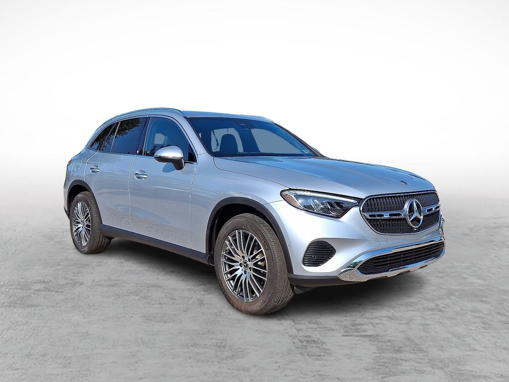 2025 Mercedes-Benz GLC