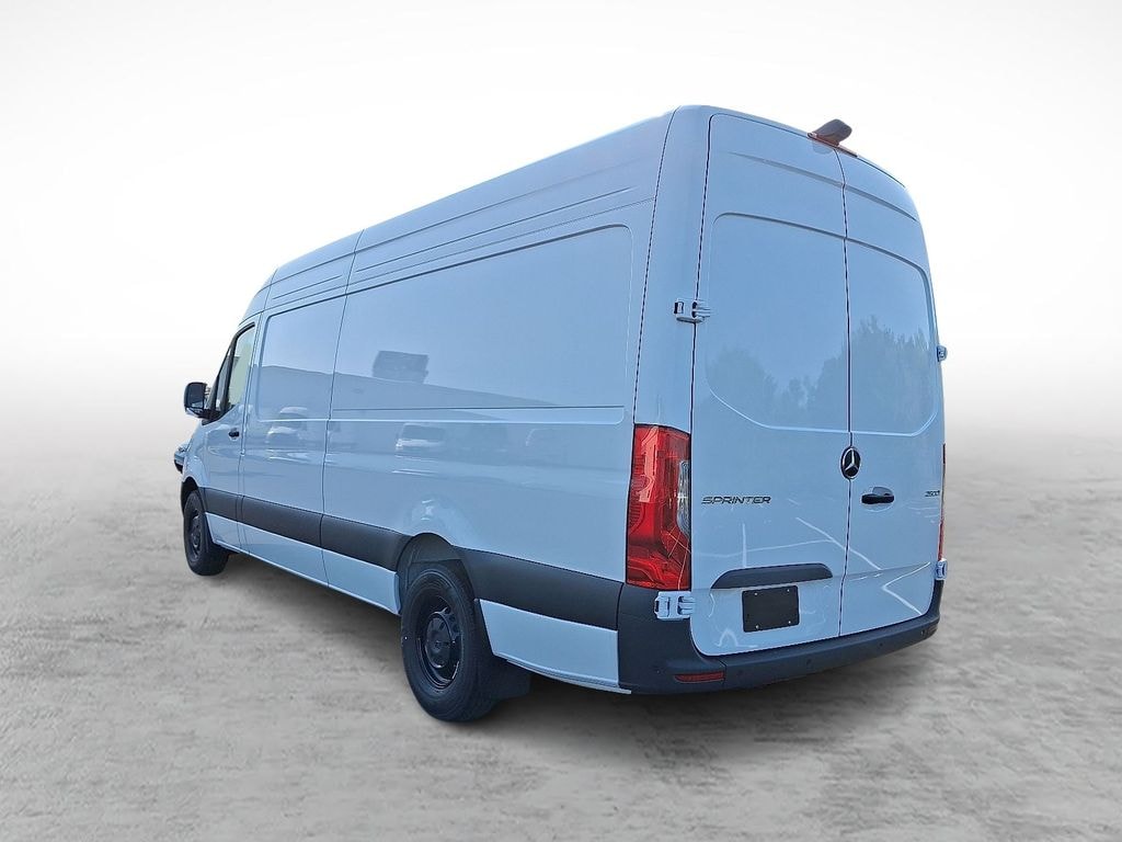 New 2025 Mercedes-Benz Sprinter 2500 High Roof 4-Cyl Diesel HO Van Cargo Van