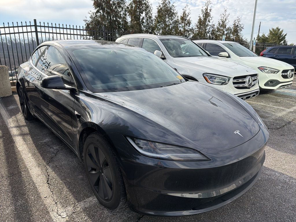 2024 Tesla Model 3 Base's photo