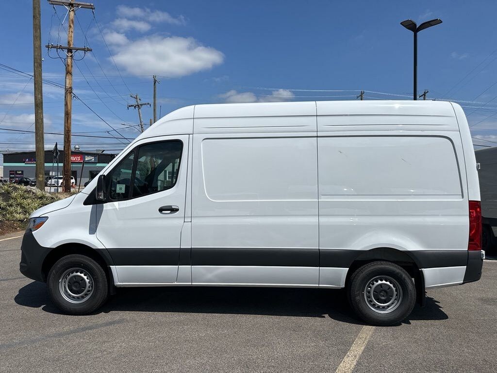 New 2025 Mercedes-Benz Sprinter 2500 Standard Roof 4-Cyl Diesel HO Van Cargo Van