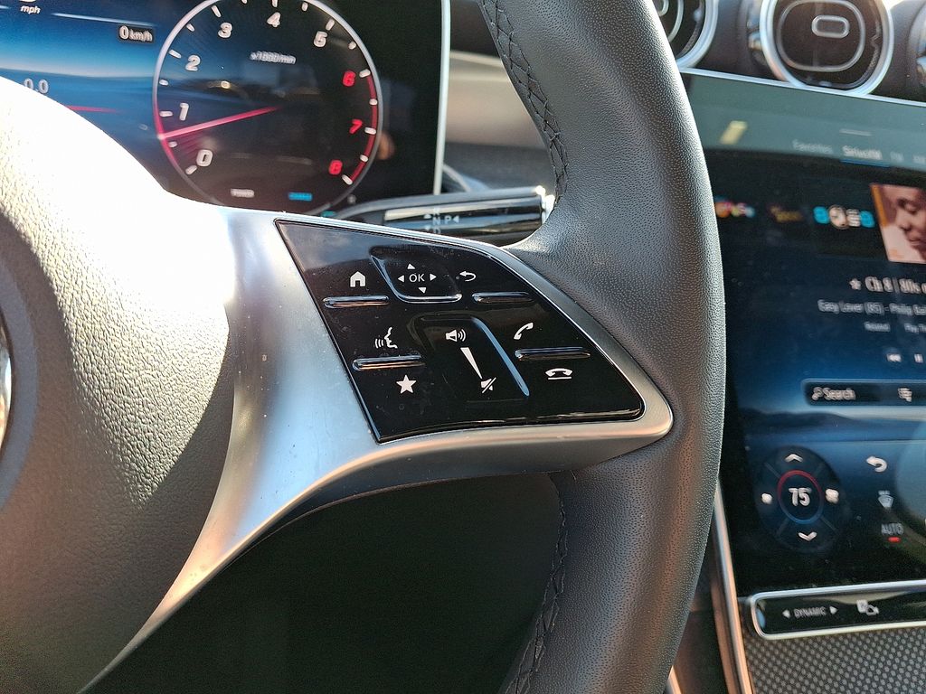 2025 Mercedes-Benz GLC Base - Photo 22