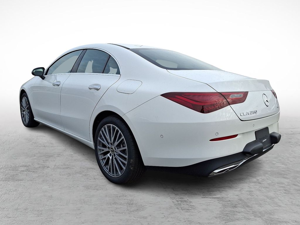 2025 Mercedes Benz CLA 250 4MATIC photo 4