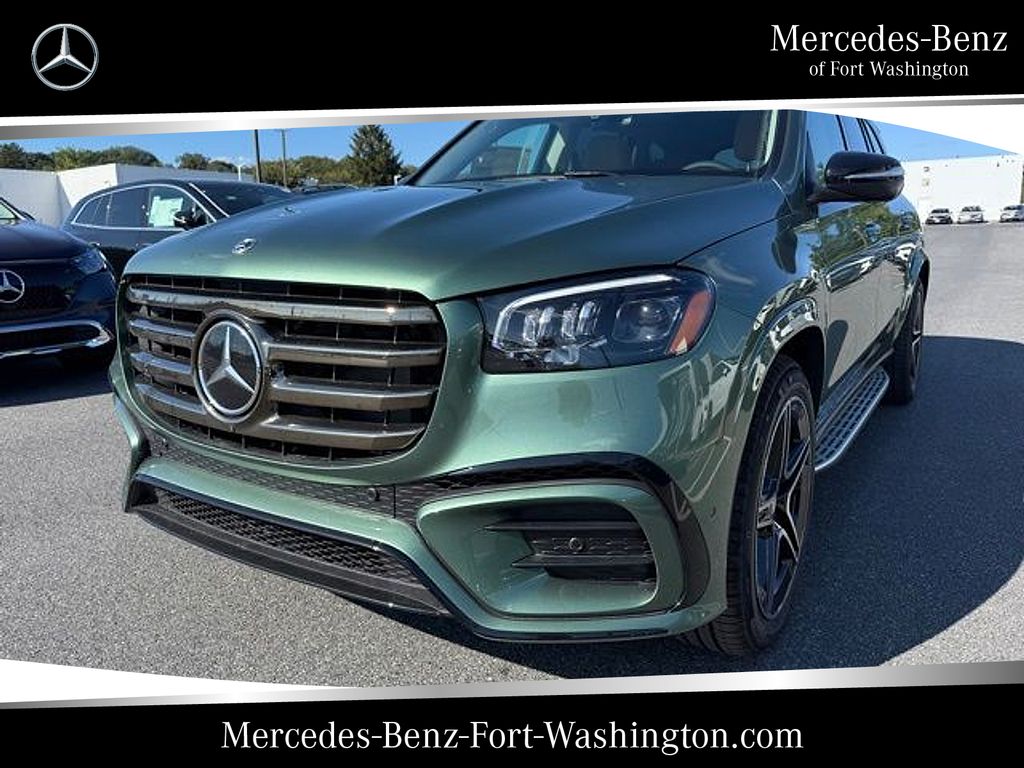 2026 Mercedes-Benz GLS Base's photo