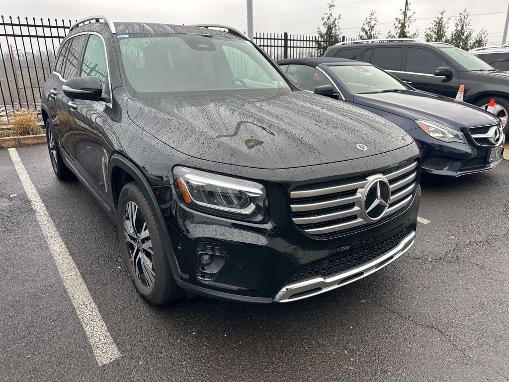 Certified 2025 Mercedes-Benz GLB 250 4MATIC SUV