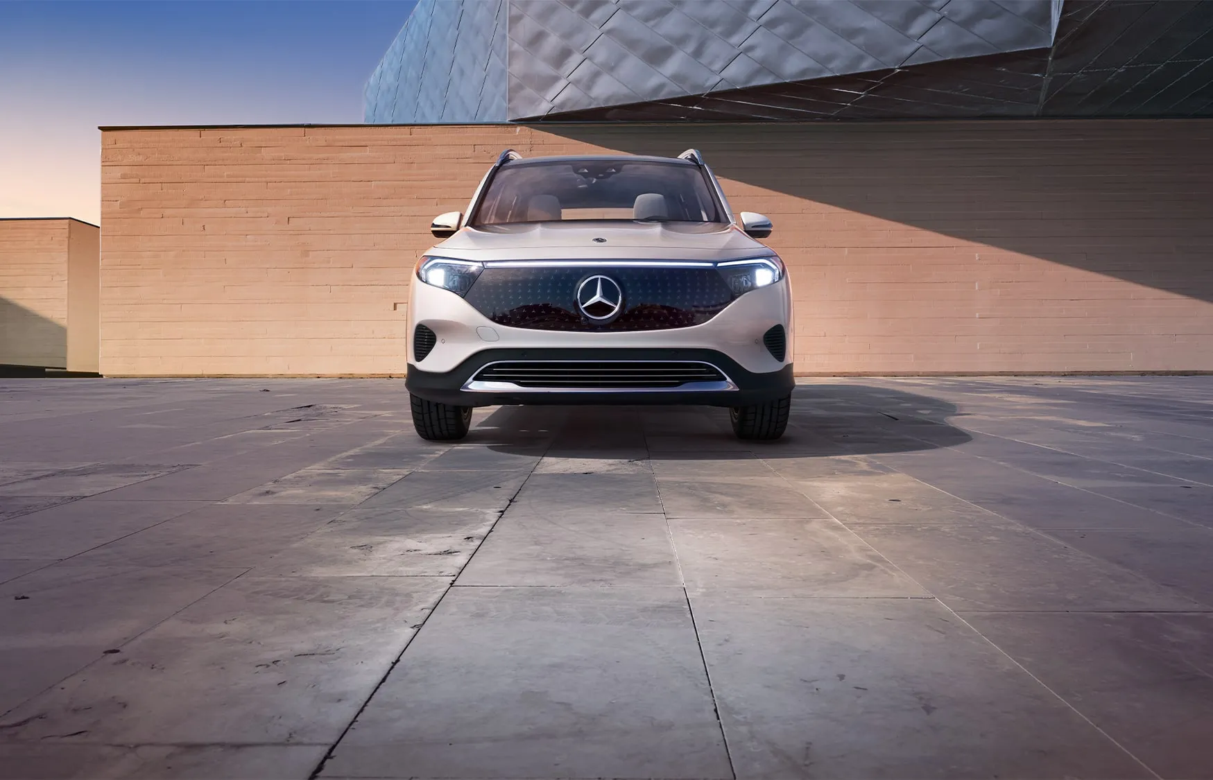 2025-Mercedes-Benz-EQB-SUV.webp