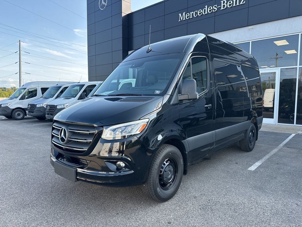 New 2024 Mercedes-Benz Sprinter 2500 Standard Roof 4-Cyl Diesel Van