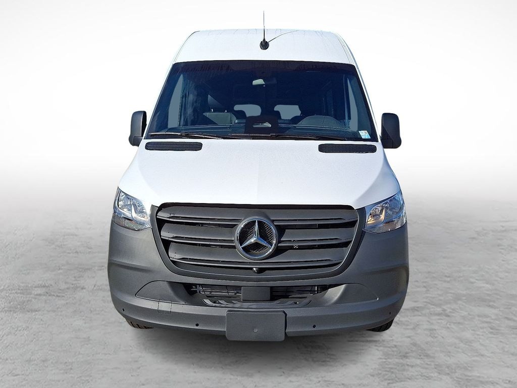New 2025 Mercedes-Benz Sprinter 2500 Standard Roof 4-Cyl Diesel HO Van Crew Van