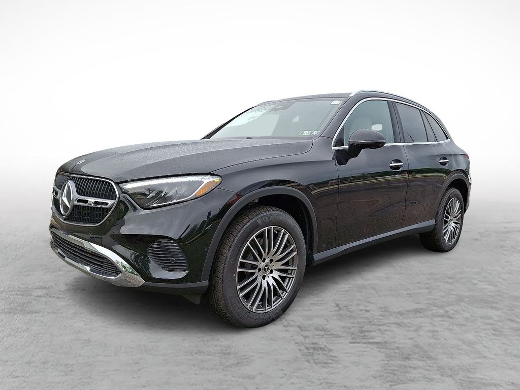 2025 Mercedes Benz GLC 300 4MATIC photo 3
