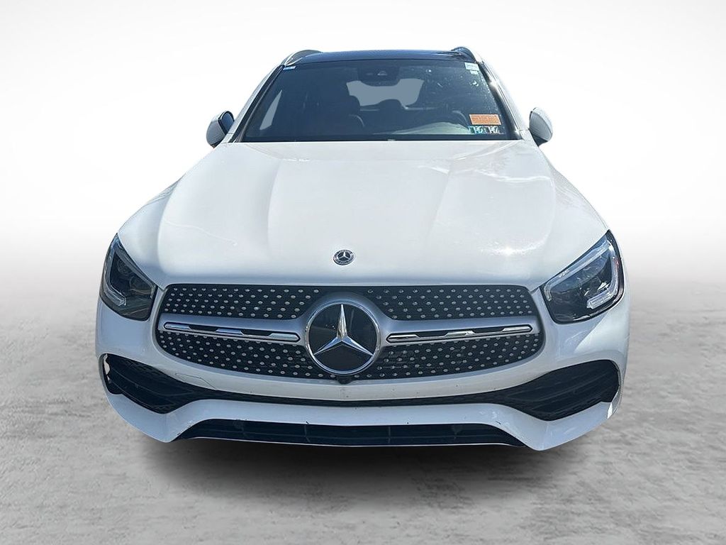 2022 Mercedes Benz GLC 300 4MATIC photo 2