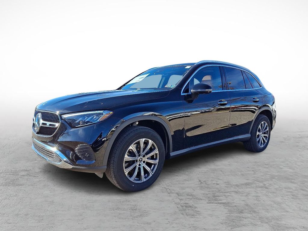 2026 Mercedes Benz GLC 300 4MATIC photo 2