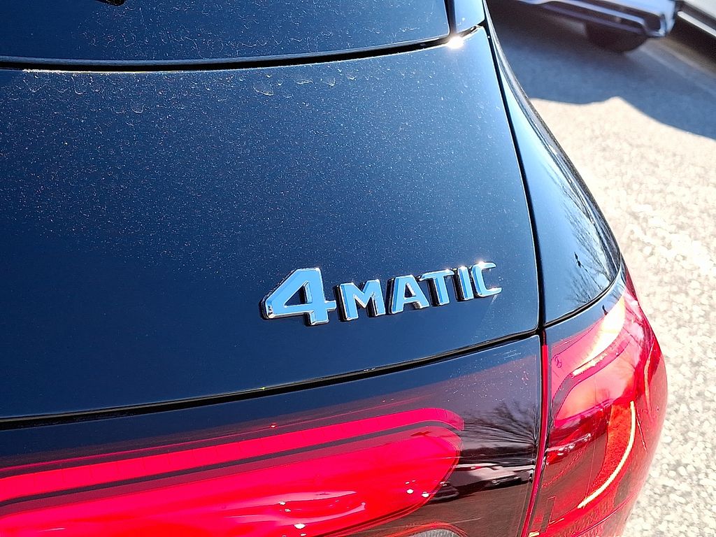 2025 Mercedes-Benz GLC Base - Photo 31