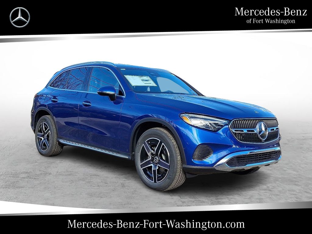 2026 Mercedes-Benz GLC Base's photo