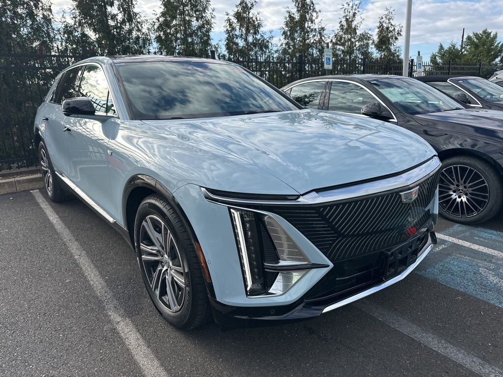 Used 2024 Cadillac Lyriq Luxury RWD SUV